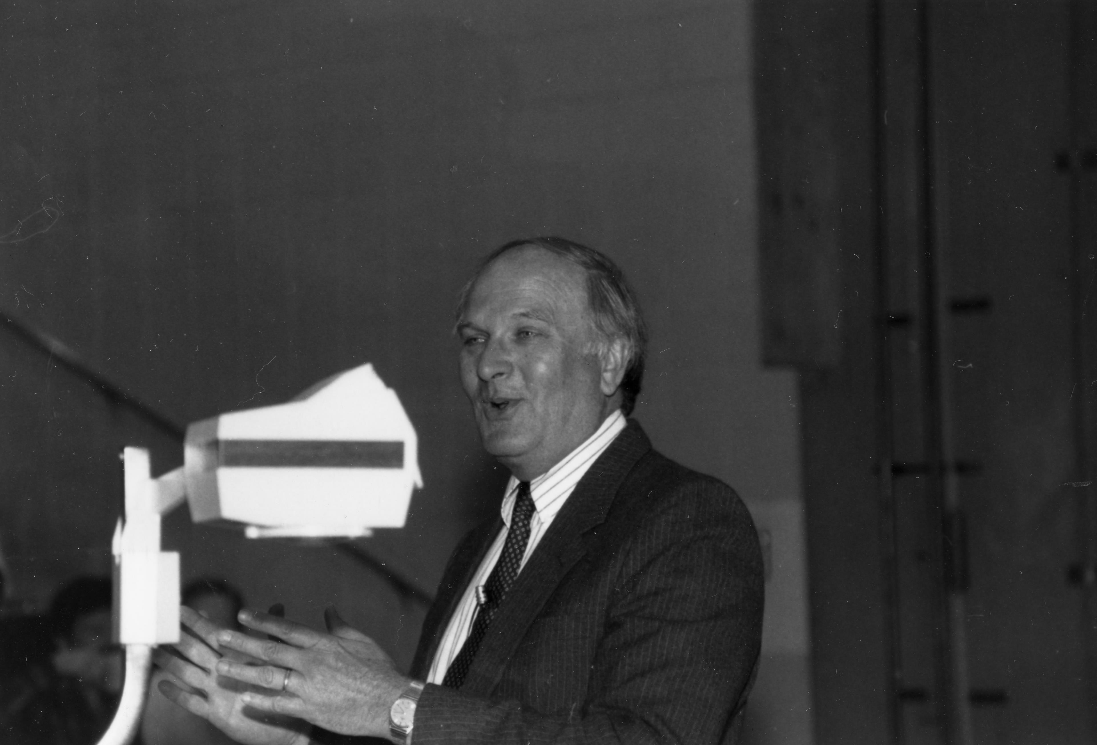 John R. Schrieffer lecturing. Illinois Physics, scanned at the AIP Emilio Segr&egrave; Visual Archives